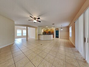 589 Errol Pkwy in Apopka, FL - Building Photo - Building Photo