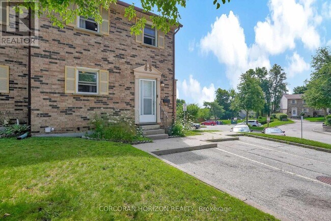 175 Cedar St in Cambridge, ON - Building Photo - Building Photo