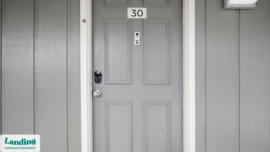 231 New Shackle Island Rd, Unit H59 in Hendersonville, TN - Foto de edificio - Building Photo