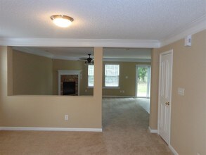 13613 Coram Pl in Charlotte, NC - Foto de edificio - Building Photo