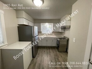 1905 Ray Ave in Caldwell, ID - Building Photo - Building Photo