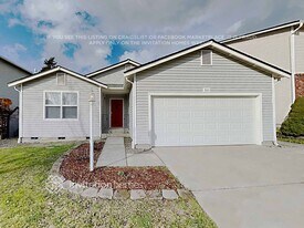 10321 192nd St Ct E in Graham, WA - Building Photo