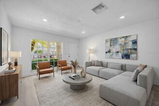 727 Kensington Lake Cir in Brandon, FL - Building Photo - Building Photo