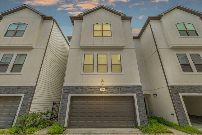 829 Wakefield Dr in Houston, TX - Building Photo - Building Photo