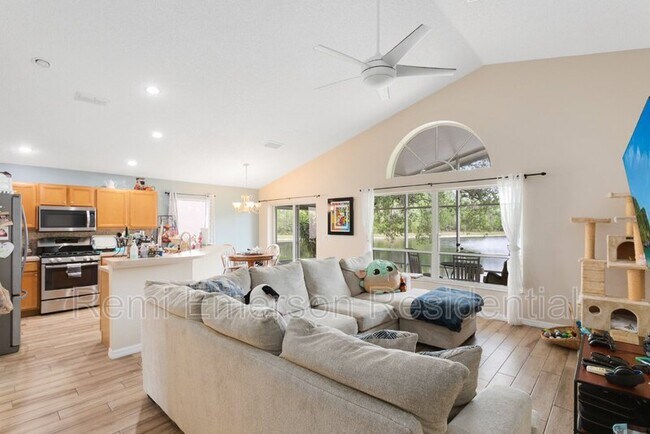 611 Tuten Trail in Orlando, FL - Building Photo - Building Photo