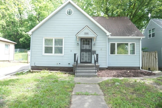 property at 439 Waverly Rd