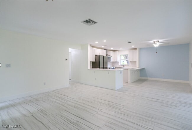 property at 225 Georgetown Blvd