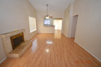 6713 Reggie Cir in Las Vegas, NV - Building Photo - Building Photo