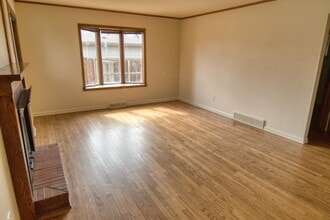 4365 Pierson St in Wheat Ridge, CO - Foto de edificio - Building Photo