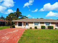 643 92nd Ave N in Naples, FL - Building Photo - Building Photo