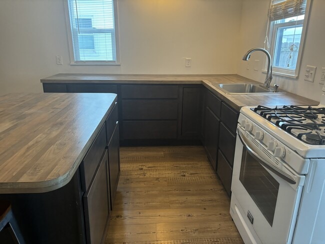 426 Washington Ave in Holland, MI - Building Photo - Building Photo