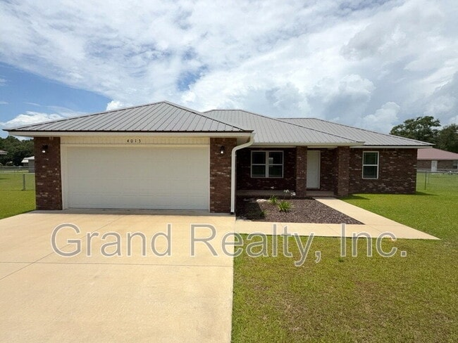 property at 4013 Brittany Ln