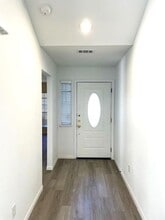 14230 Anita Marie Ln in Austin, TX - Foto de edificio - Building Photo