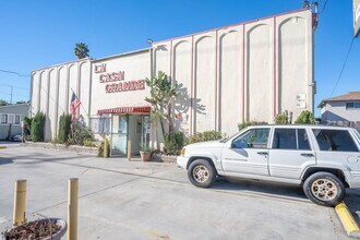 11143 S. Inglewood Ave. in Inglewood, CA - Foto de edificio - Interior Photo