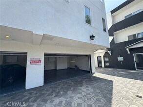 1737 Magnolia Ave in Los Angeles, CA - Building Photo - Building Photo