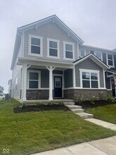 17325 Wellburn Dr in Westfield, IN - Building Photo - Building Photo