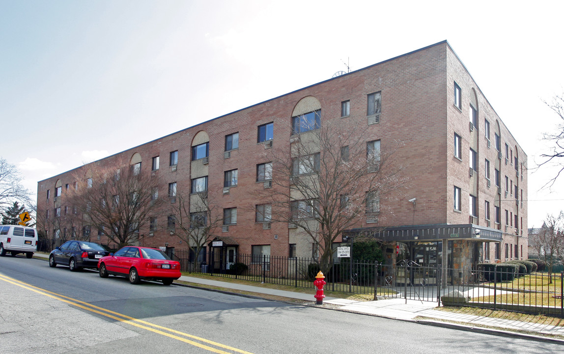 Gracemere Owners Corp in Yonkers, NY - Building Photo