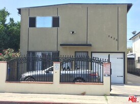 5426 Blackwelder St in Los Angeles, CA - Building Photo
