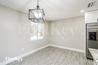 18001 Laurel Valley Rd in Ft. Myers, FL - Building Photo - Building Photo
