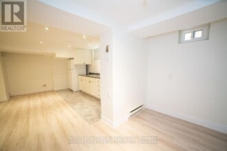 550 Glencairn Ave in Toronto, ON - Building Photo - Building Photo