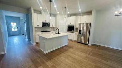 2294 Grape Vine Wy in Braselton, GA - Building Photo - Building Photo