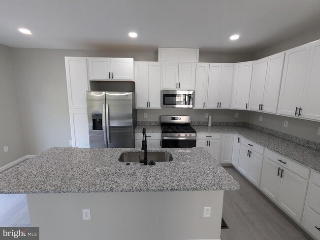 17415 Denali Pl in Dumfries, VA - Building Photo - Building Photo