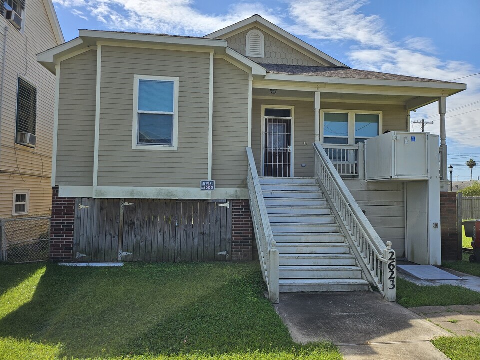 2623 Avenue H in Galveston, TX - Building Photo