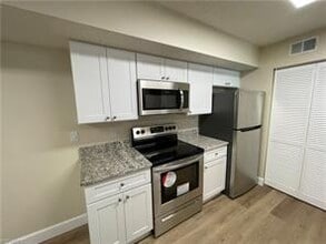 2142 Arbour Walk Cir-Unit -2618 in Naples, FL - Building Photo - Building Photo