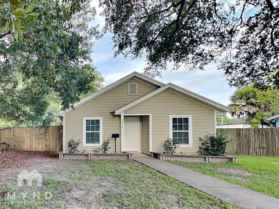 3776 Freeman Rd in Jacksonville, FL - Building Photo