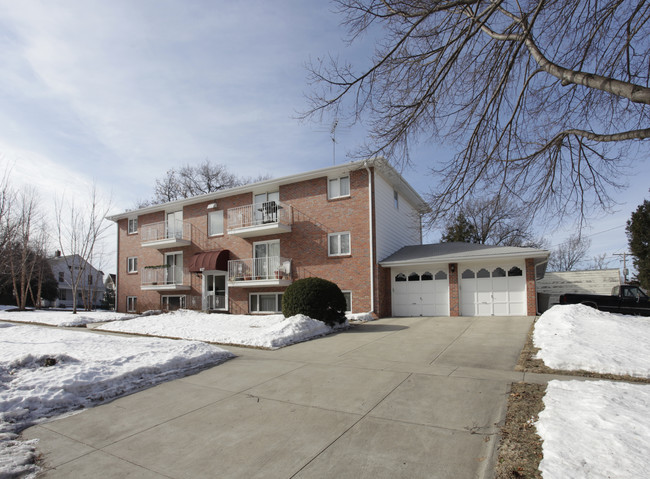 927 S 20th St in Lincoln, NE - Building Photo - Building Photo