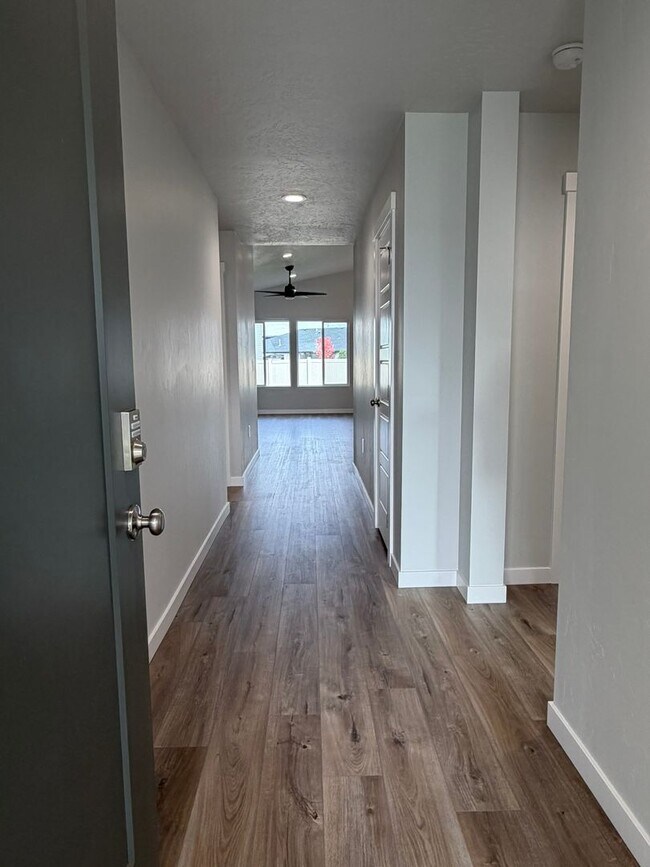 6210 W Naxos St in Meridian, ID - Building Photo - Building Photo