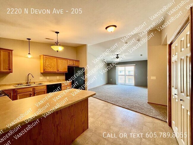 2220 Devon Ave in Tea, SD - Building Photo - Building Photo