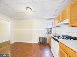 809 Wharton St in Philadelphia, PA - Foto de edificio - Building Photo