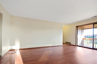 15800 Peggy Ln in Oak Forest, IL - Building Photo - Building Photo