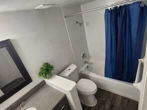 2508 Ridgmar Blvd, Unit Regency 1 Bedroom in Fort Worth, TX - Building Photo - Building Photo