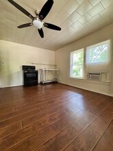 2812 Angier Rd in Huntsville, TX - Building Photo - Building Photo