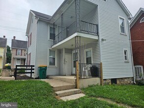 258 Ringgold St in Waynesboro, PA - Building Photo - Building Photo