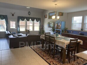 429 Halwin Dr in Fort Worth, TX - Building Photo - Building Photo