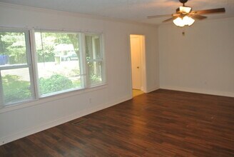 45 Davie Cir in Chapel Hill, NC - Building Photo - Building Photo