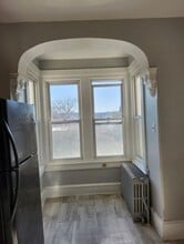 163 Sumac St, Unit #2 in Philadelphia, PA - Building Photo - Building Photo