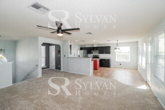 4206 Glendale Ln in Lago Vista, TX - Building Photo - Building Photo