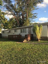 11840 Cove Pl in Boca Raton, FL - Building Photo