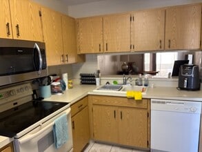 2928 Bradley Ct in New Port Richey, FL - Building Photo - Building Photo