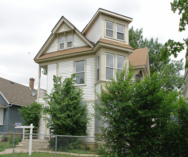 419 Sherburne Ave in St. Paul, MN - Building Photo - Building Photo