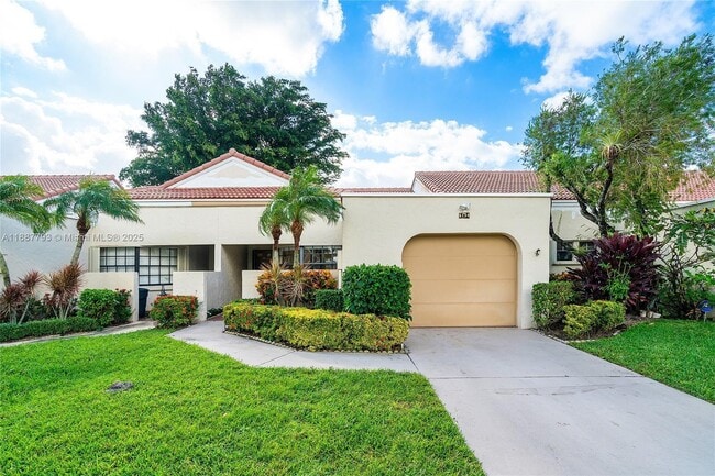 5794 Parkwalk Cir W in Boynton Beach, FL - Building Photo - Building Photo