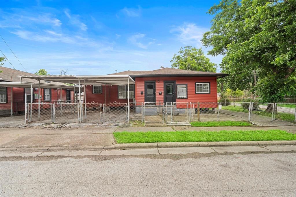 1504 Luzon St in Houston, TX - Building Photo