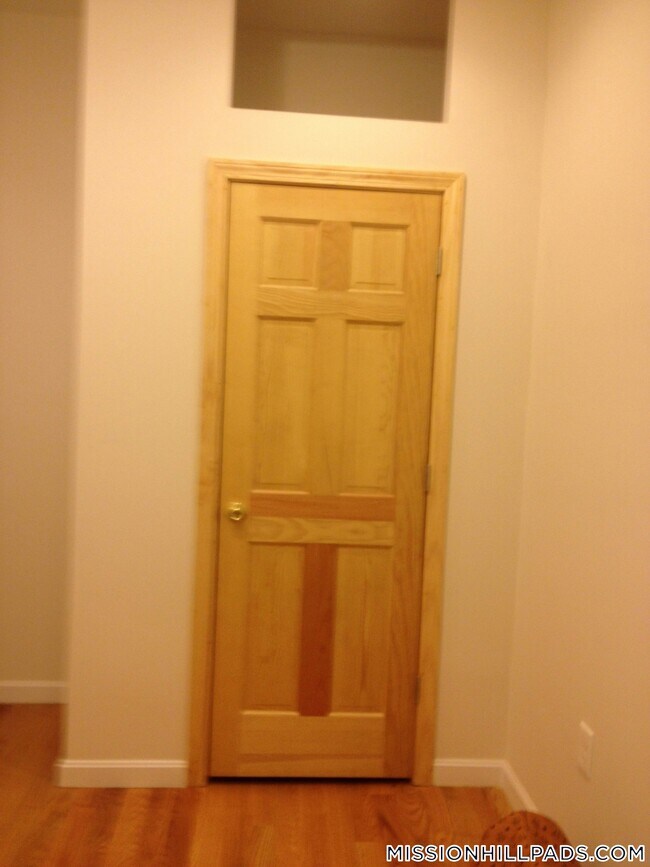 10 Moreland St in Boston, MA - Building Photo - Building Photo