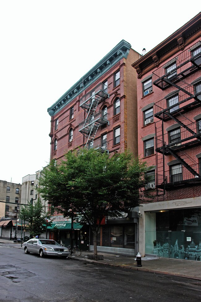 173 Orchard St in New York, NY - Building Photo - Building Photo