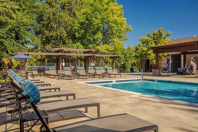 Timber Hollow in Fairfield, OH - Foto de edificio - Building Photo