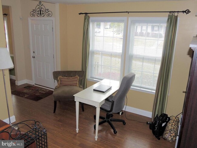 103 Ladyslipper Dr in Winchester, VA - Foto de edificio - Building Photo